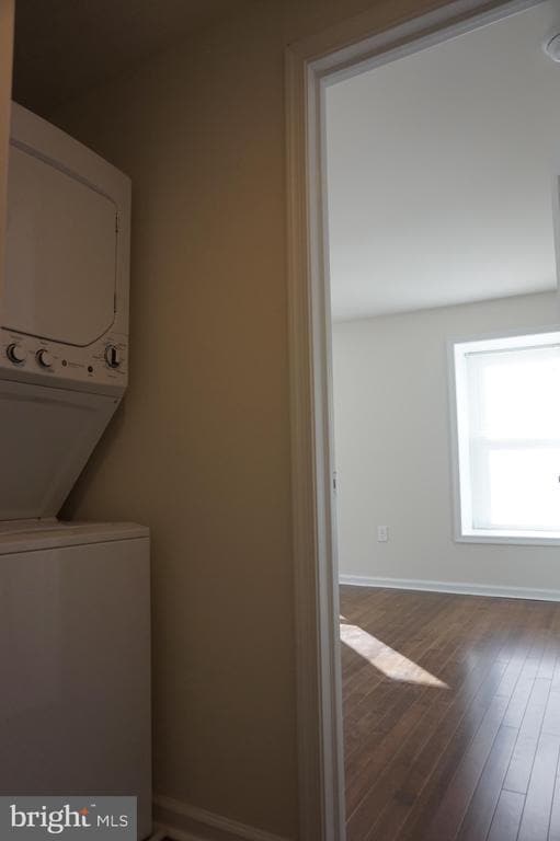 Building Photo - 132 Wendover St