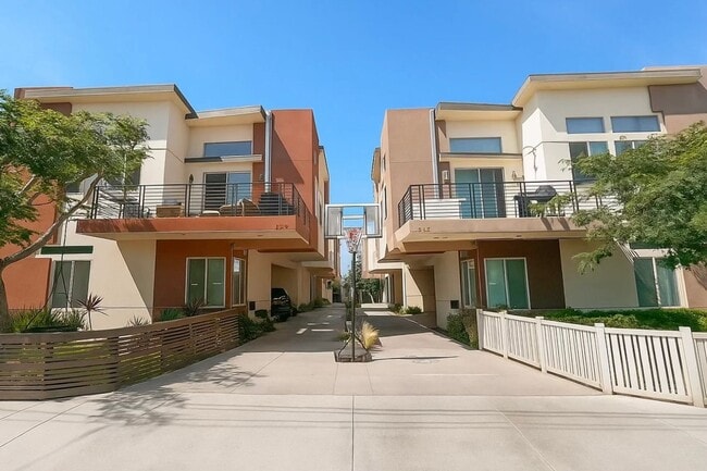 Primary Photo - Rare 4-Bedroom Find in Redondo Beach