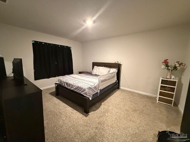 Building Photo - 9732 Angel Oak Dr