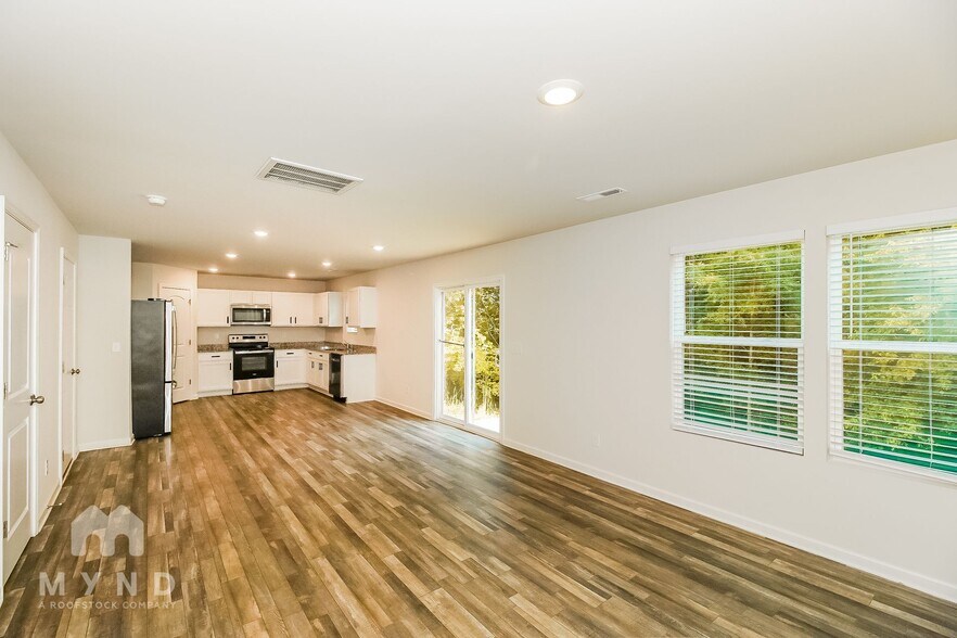 Building Photo - 515 Aberdeen St NW