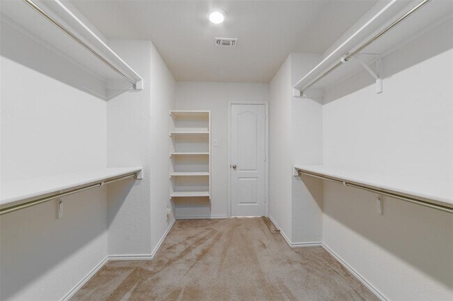 Building Photo - 321 Tordesillas Dr