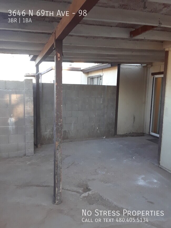 Building Photo - 3646 N 69th Ave