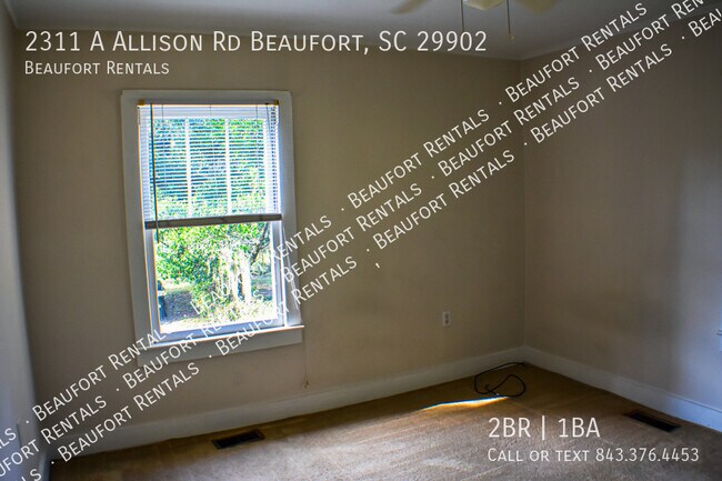 Building Photo - 2311 A Allison Rd Beaufort, SC 29902