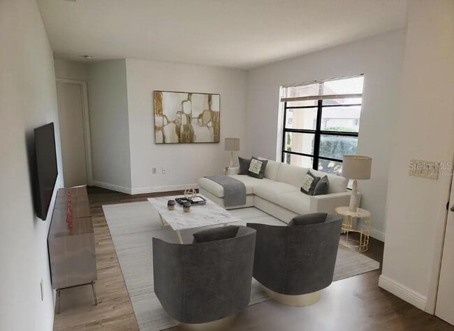 Building Photo - 5831 Monroe Rd