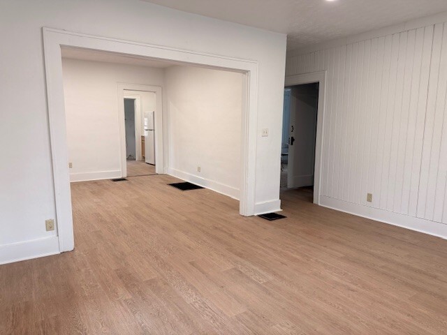 Building Photo - 11832 Simcoe St