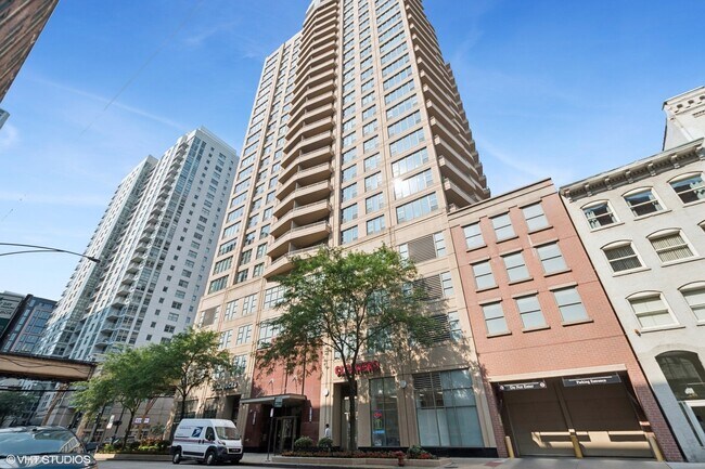 Primary Photo - 200 N Jefferson St