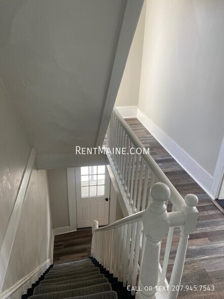 Building Photo - 74 Fruit St