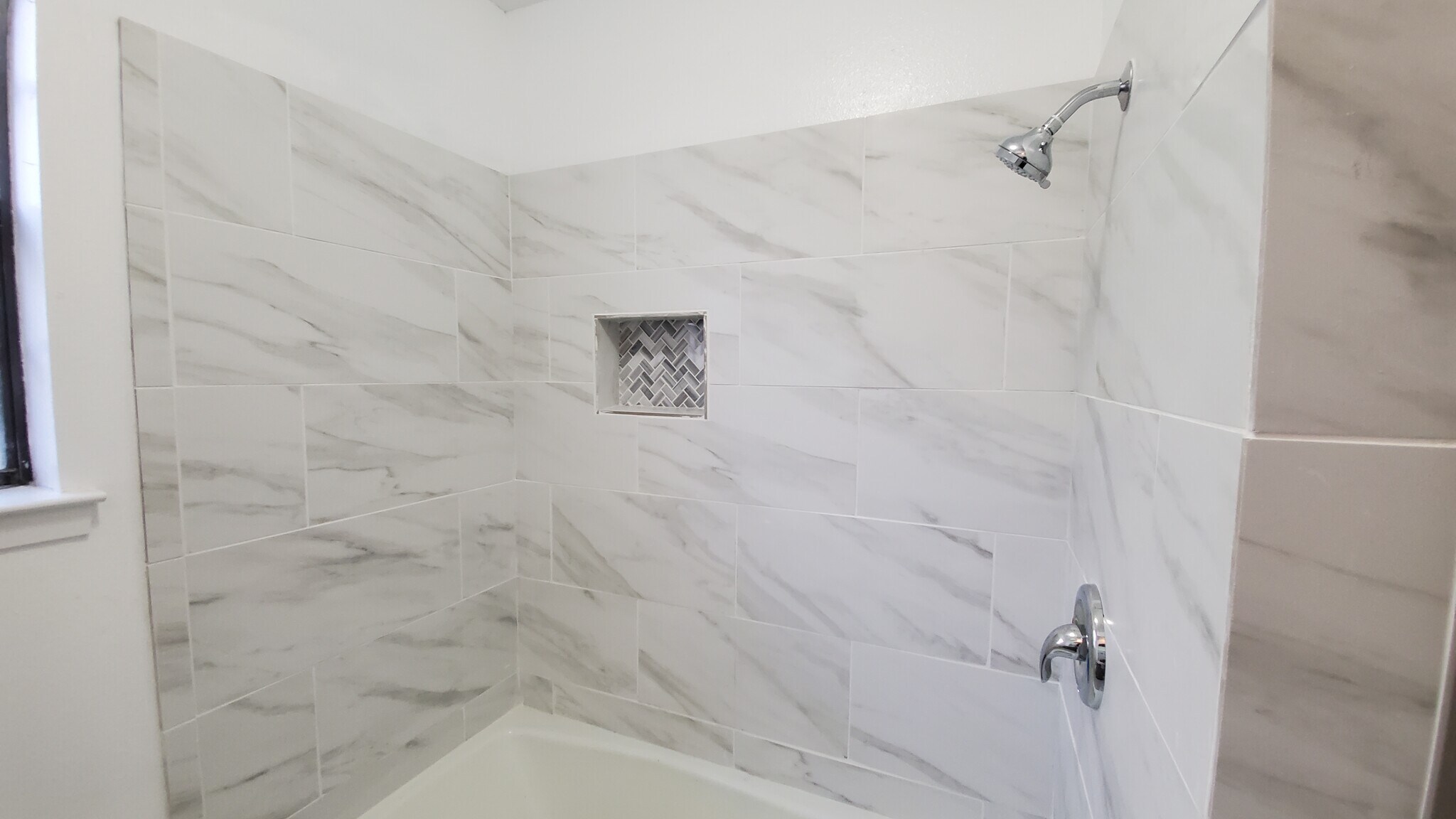 Building Photo - 2042 Magill St