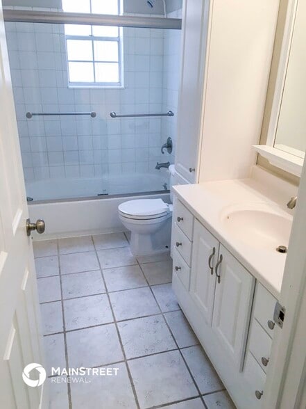 Building Photo - 938 S 200 E