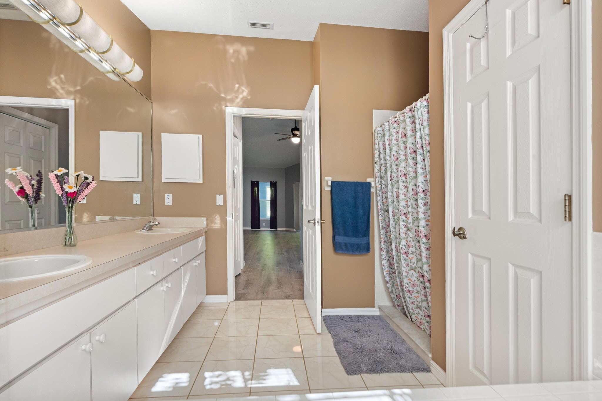 Building Photo - 5147 La Plata Dr