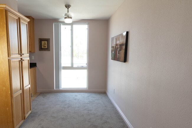 Building Photo - 4860 Rolando Ct