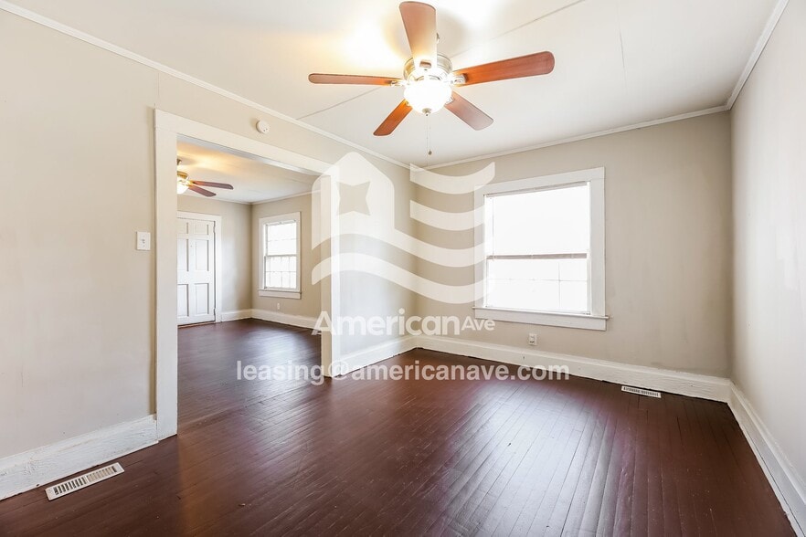 Building Photo - 517 Wildwood Dr