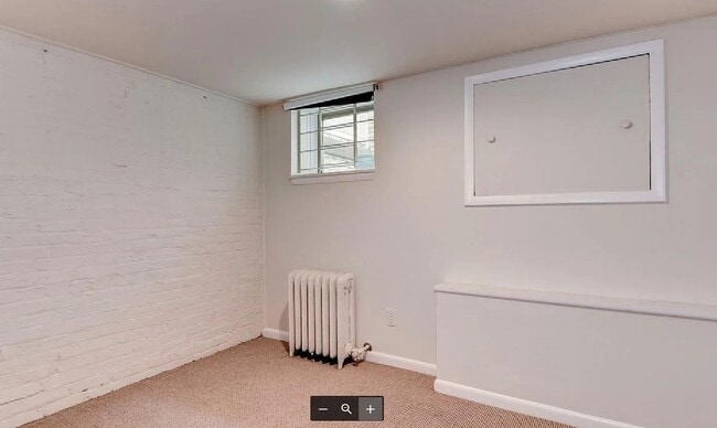 Building Photo - Charming 6-Bedroom Georgetown Rowhouse wit...