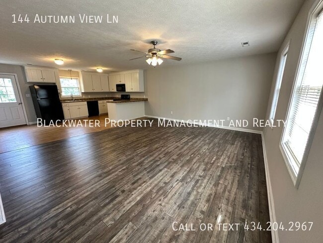 Building Photo - 144 Autumn View Ln