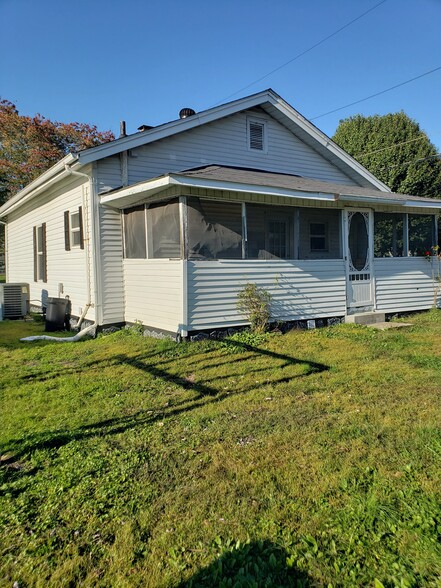 Building Photo - 617 Caldwell St