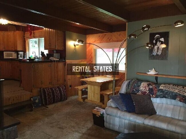 Building Photo - 2 bedroom in Lyon Mountain NY 12952
