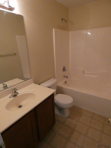 Building Photo - 1624 Brown Owl Dr
