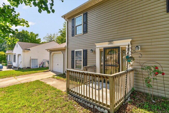 Building Photo - 195 Bentley Dr