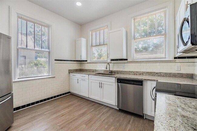 Building Photo - 2914 N 10th St