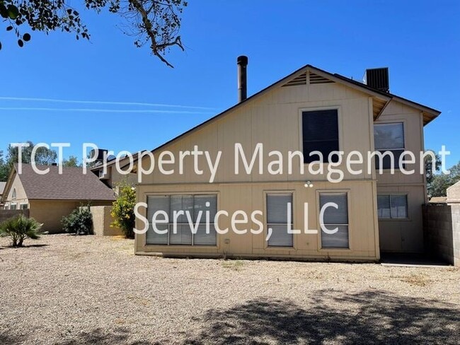 Building Photo - Spacious 3 Bedroom on Cul-de-Sac!