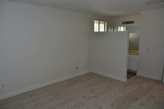Building Photo - 10336 Ridgewater Ln