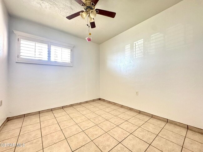 Building Photo - 7512 Kingman Dr
