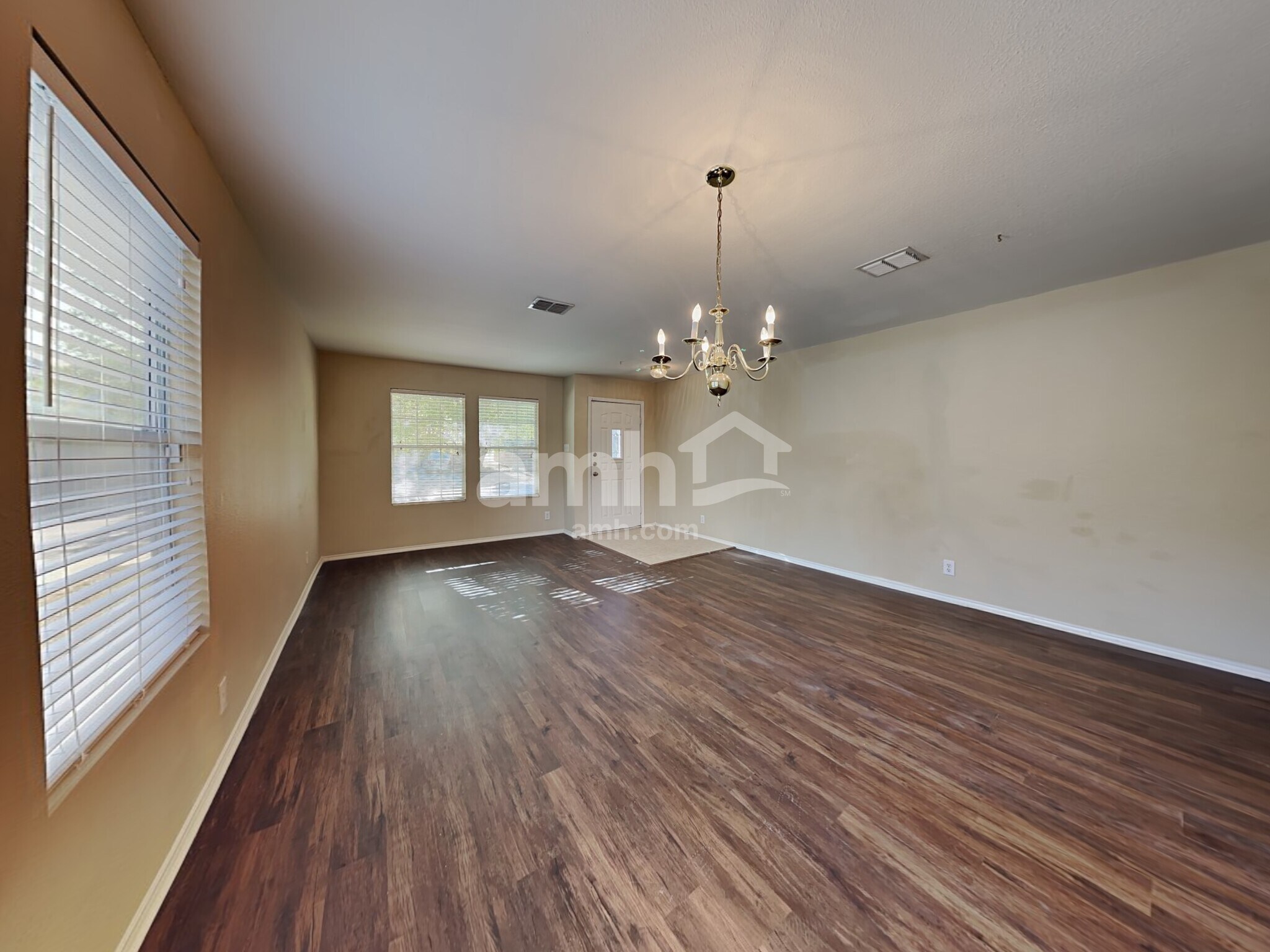 Building Photo - 8438 Silver Brush