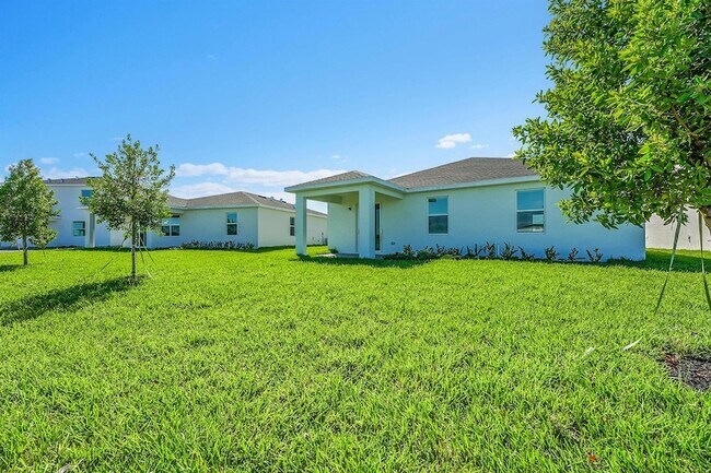 Building Photo - 3462 Cedar Grv Dr