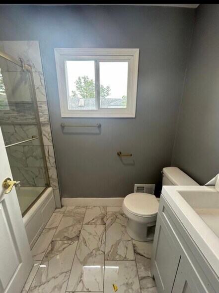 Building Photo - 23 North St