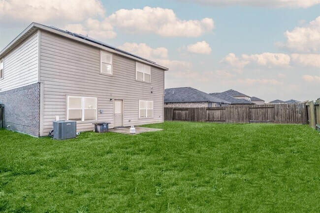 Building Photo - 9406 Garnet Grove Dr