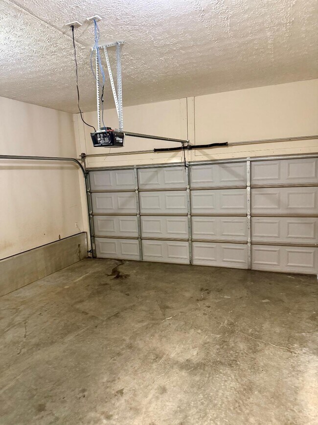 Building Photo - 3101 Lander Ct