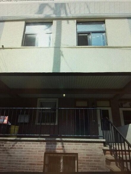 Building Photo - 406 N 40th St