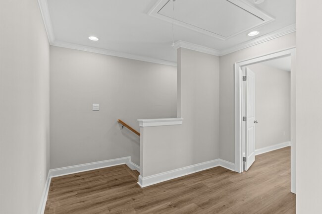 Building Photo - 200 Clifton Dr