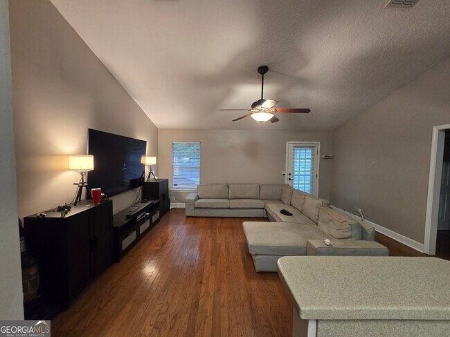 Building Photo - 207 Lake Jordan Blvd W