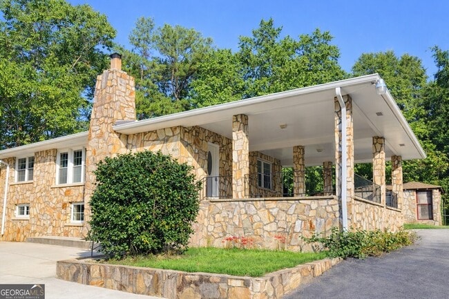 Building Photo - 165 Bankston Rd