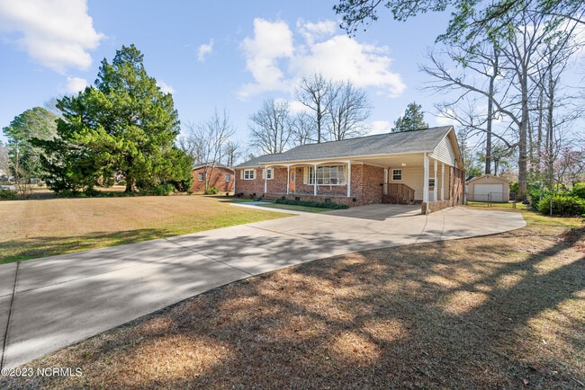 Building Photo - 307 Forest Grove Ave