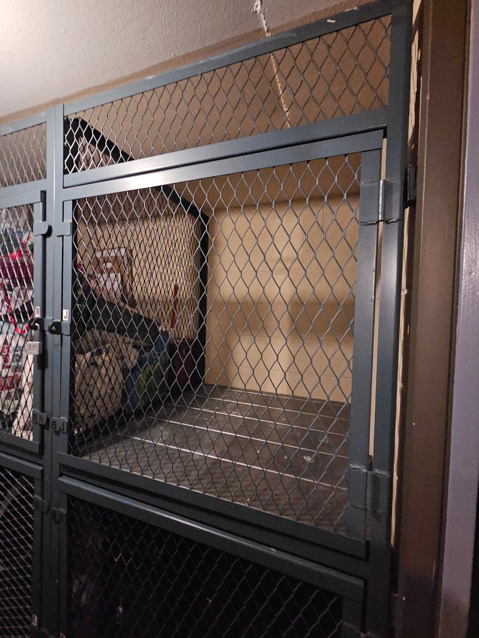 Building Photo - 720 W Gordon Terrace