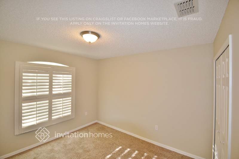 Building Photo - 2440 Hybrid Dr