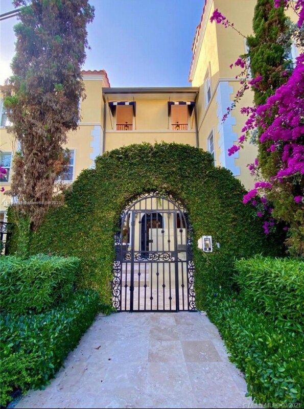 Building Photo - 4812 Pine Tree Dr