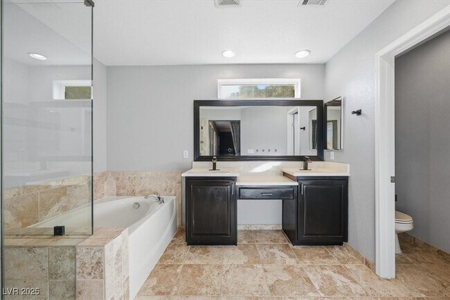 Building Photo - 10457 Chrisman Ave