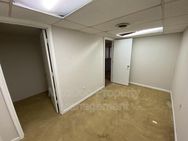 Building Photo - 155 Longstreet Ave