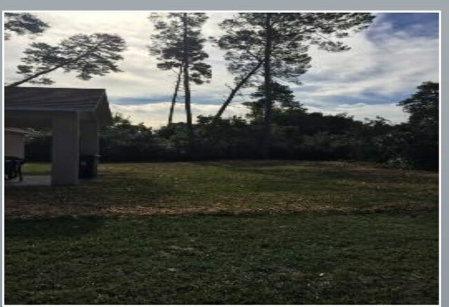 Building Photo - Nice 3/2/2 Call to schedule viewing now! W...