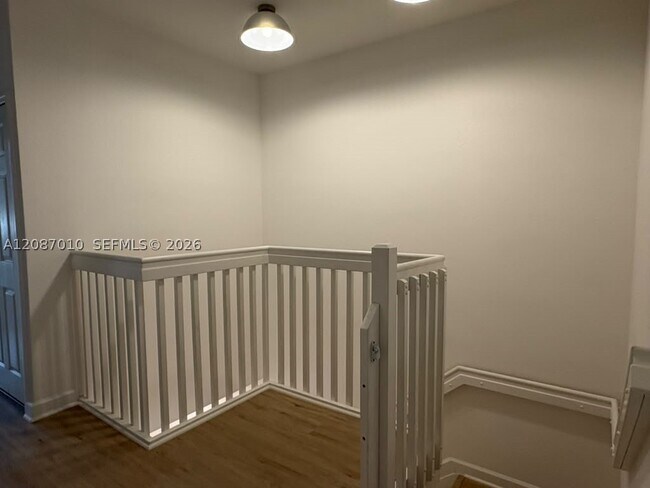 Building Photo - 8671 NW 112th Ct