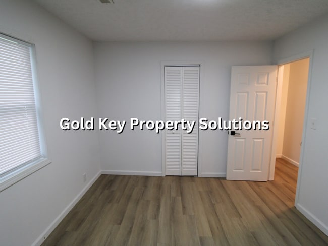 Building Photo - Updated 3 BR 1 BA House in Muncie