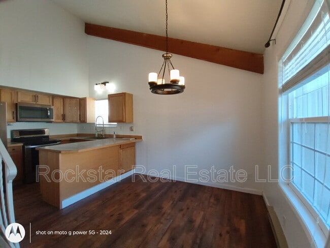 Building Photo - 3512 E 32nd Ave