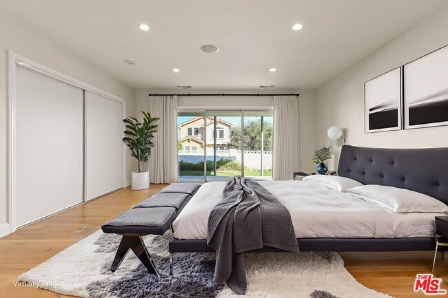 Building Photo - 4102 Cloverdale Ave