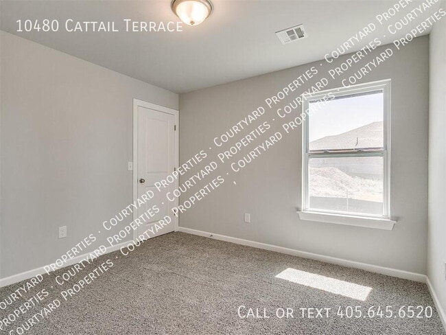 Building Photo - 10480 Cattail Ter