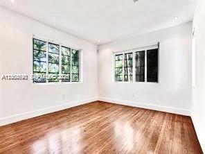 Building Photo - 400 NE 86th St