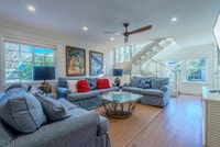 Building Photo - 7 Periwinkle Ln