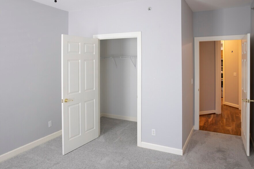 Building Photo - 13115 Mill Crossing Ct